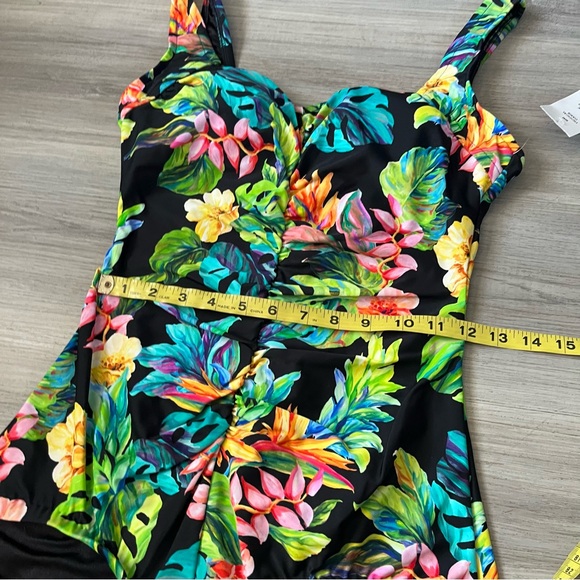 Maxine Of Hollywood Oahu Oasis Shirred Front Girl Leg One-Piece Swimsuit Size 8 - Picture 4 of 11